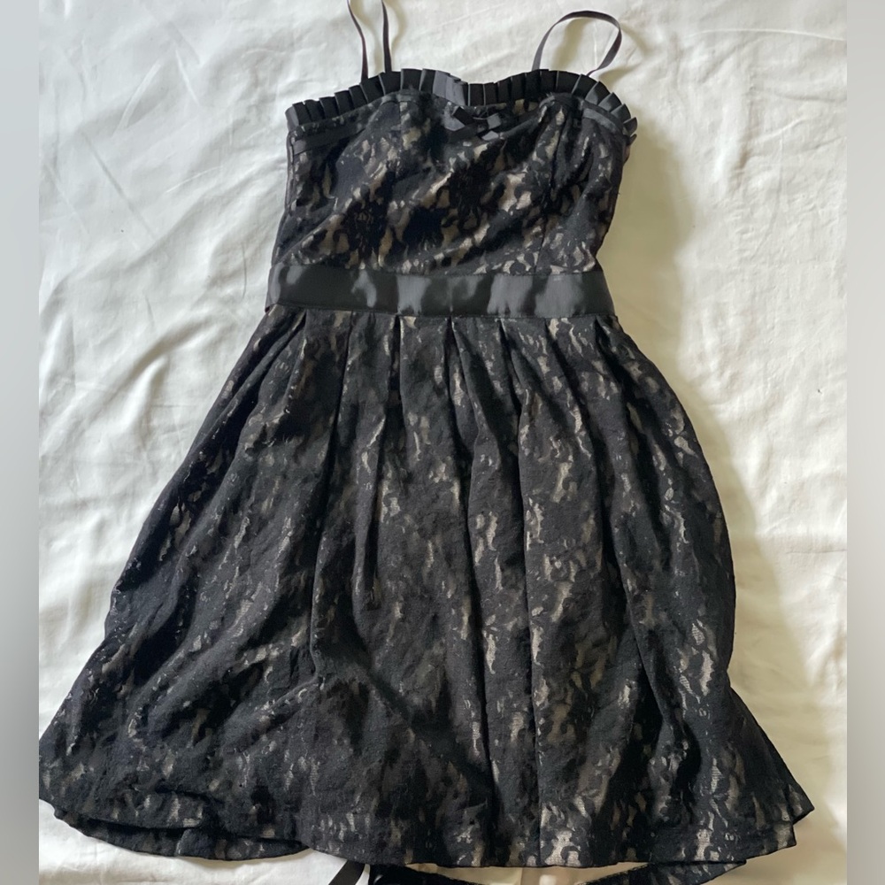 Black Lace Overlay Tan Feminine Dress Junior 3